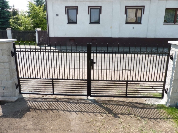 brama palisada zagęszczona