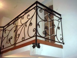 Balustrada z pełnym panelem stalowym bez prześwitów